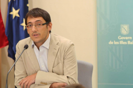 El conseller de Treball, Comerç i Indústria, Iago Negueruela, ha informat que en l'acord hi han participat cinc conselleries. En concret, la Direcció General de Treball, Economia Social i Salut Laboral ha coordinat la redacció de les clàusules del nou text.