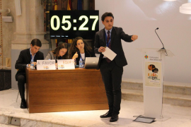 La Universitat Autònoma de Barcelona guanya la Lliga de Debat Universitària de la Xarxa Vives