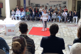 Imatge d'Armengol durant el seu discurs de lliurament dels premis.