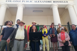 La Crida per Palma ha fet una acció simbòlica a l'escola Alexandre Rosselló.