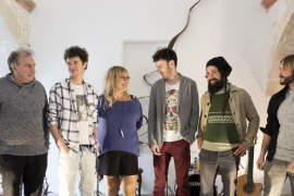 'Vers Endins' llança un Verkami per a fer possible el seu nou disc 'Despulla't, eixampla't, somriu!'