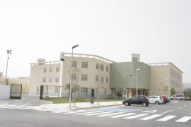 Aixa-Llaüt suspèn temporalment el professor que va fer la fotografia amb la salutació feixista