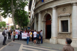 #30AnysLNL (8): El 75% dels advocats que usen el català afirmen que se’ls ha suggerit canviar cap al castellà als jutjats