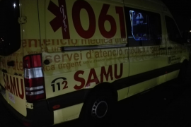 Detengut un taxista per atropellar intencionadament la seva parella a Ciutadella