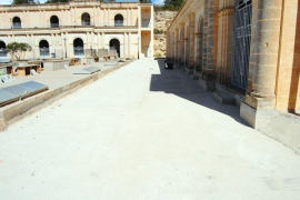 Troben centenars de cossos sense sepultar en unes sales del cementeri de Manacor que portaven anys sense obrir-se