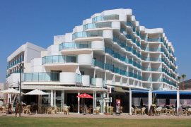 La iniciativa de la formació pretén que es plantegi la jubilació anticipada per a les dones que pateixen malalties derivades de la sobrecàrrega laboral.