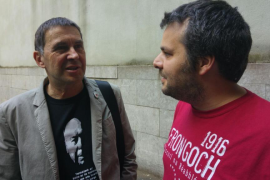 Per a Trobat, «Otegi és un home de pau, un peacemaker com Mandela i com Gerry Adams i ens ho demostra amb un posicionament nítid, reconeixent el dolor humà i la tragèdia provocats per l'estratègia militar d'ETA durant dècades».