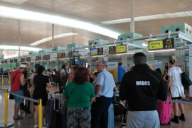 Rècord històric a l'aeroport de Menorca: 689.000 passatgers a l'agost