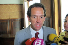 El Govern urgeix a l'Estat a modificar la vinculació del preu dels bitllets d'avió amb el descompte de resident