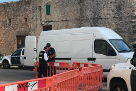 La Guàrdia Civil ha activat el dispositiu dels TEDAX.