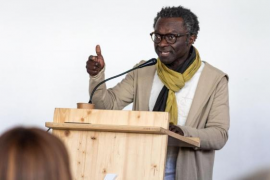 Balboa destaca la crisi que vio el régimen del 78 i fa una crida a la millora democràtica.