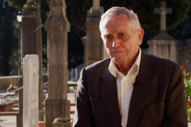 En el vídeo hi apareixen persones i famílies represaliades pel franquisme.