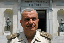 Un article de Fulgencio Coll on proposa que Sánchez sigui jutjat per traïció, provoca estupor a l'opinió pública espanyola