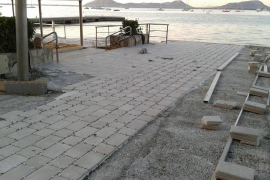 El GOB demana que s'investiguin les obres d'una de les terrasses enfront de l'Hotel Illa d'Or