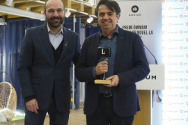 'L’esperit del temps' de Martí Domínguez guanya el Premi Òmnium a la Millor Novel·la de l’Any