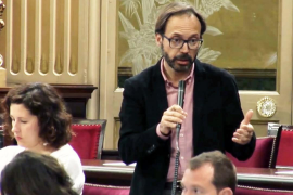 Més per Menorca exigeix al Ministeri que tengui en compte els preus abusius abans de renunciar a l'OSP entre Menorca i Barcelona