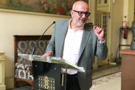 Ensenyat: «És imprescindible consolidar el model lingüístic en el sistema educatiu»