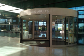 Un pilot i una hostessa de vol d'origen italià, dos dels nous casos a Mallorca