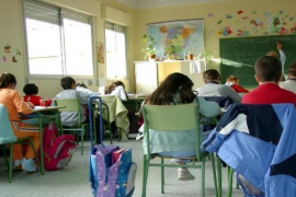 La UOB crida els docents a no acudir als centres el proper dilluns