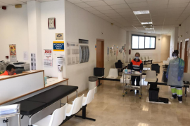 Creen tres noves unitats COVID-exprés a Mallorca per a la recollida ràpida de mostres