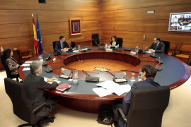 Imatge del Consell de Ministres extraordinari celebrat aquest diumenge a Madrid.