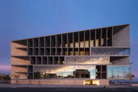 El Govern preveu la instal·lació de 24 llits d'UCI en el Palau de Congressos «si fos necessari»