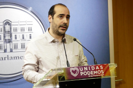 Podemos apel·la a la ciutadania per a fer costat als petits comerços