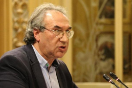 Educació insisteix en la «la necessitat urgent» de garantir l'oferta de places d'oposicions