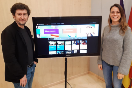 Cort presenta una plataforma de continguts en xarxa per a donar continuïtat a l'activitat dels casals de barri