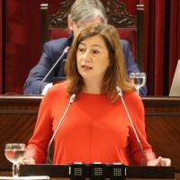 Armengol diu que la responsabilitat de la ciutadania ha possibilitat passar a la fase 1