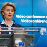 La Comissió Europea proposa als Estats reobrir les fronteres «gradualment» al turisme europeu