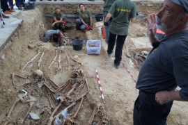 El Govern i Porreres firmen un conveni per a les tasques d'exhumació pendents en la fossa número 5