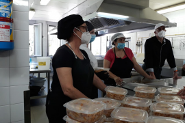 Obre el menjador social a Es Puig