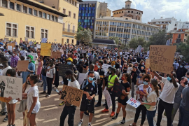 El Parlament i el Senat aproven les propostes de MÉS en contra del racisme