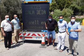 El Consell instal·la un sistema de control de l'aforament a Cala Deià