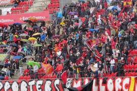 Ultres del Mallorca assetgen una usuària de Twitter a través de la xarxa