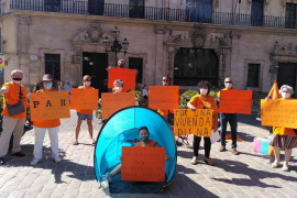 La PAH es concentra a Palma per alertar de la imminència de dos desnonaments de dues famílies vulnerables