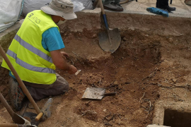 El Govern finalitza l'exhumació del cementeri de Bunyola i iniciarà la recollida d'ADN