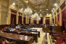 El Parlament aprova una iniciativa contra la criminalització de l'ajuda humanitària als refugiats