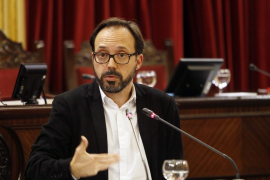 Més per Menorca celebra haver aconseguit que els hotels no es puguin ampliar només amb una «declaració responsable»