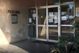 Un ciutadà va a fer-se una PCR al centre de salut Casa del Mar de Palma i li etziben: «háblame en castellano que no te entiendo!».