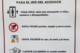 Demanen a l'Ajuntament de Palma que la informació antiCovid als aparcaments municipals estigui en català