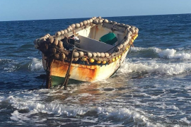 Imatge d'una embarcació utilitzada per migrants per arribar a Mallorca.