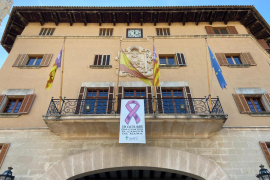 L'Ajuntament se solidaritza amb el Dia Internacional del Càncer de Mama