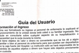Sol·liciten guies d'usuari en català a l'Hospital de Manacor, però només en reparteix en castellà