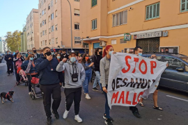 Un centenar de persones s'han manifestat aquest dissabte a Son Gotleu per reclamar un lloguer social digne.