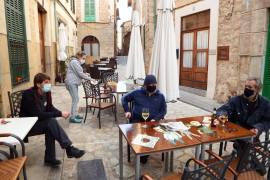 Fornalutx tanca restaurants i bars a les cinc per frenar contagis