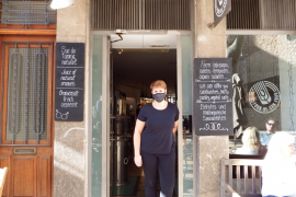 Antònia Frau, del Forn de Can Frau, el qual té una petita terrassa que dona al Born. I.C.
