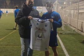 Bestard presentà el nou fitxatge Nando Expósito.