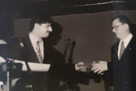 Òscar Ribas va rebre el premi Gabriel Alomar de l'OCB l'any 1993